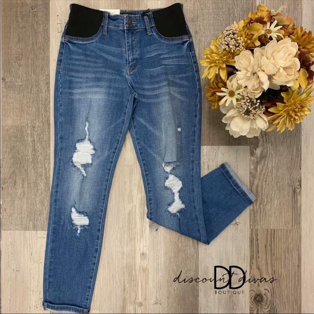 Boyfriend style maternity Jeans